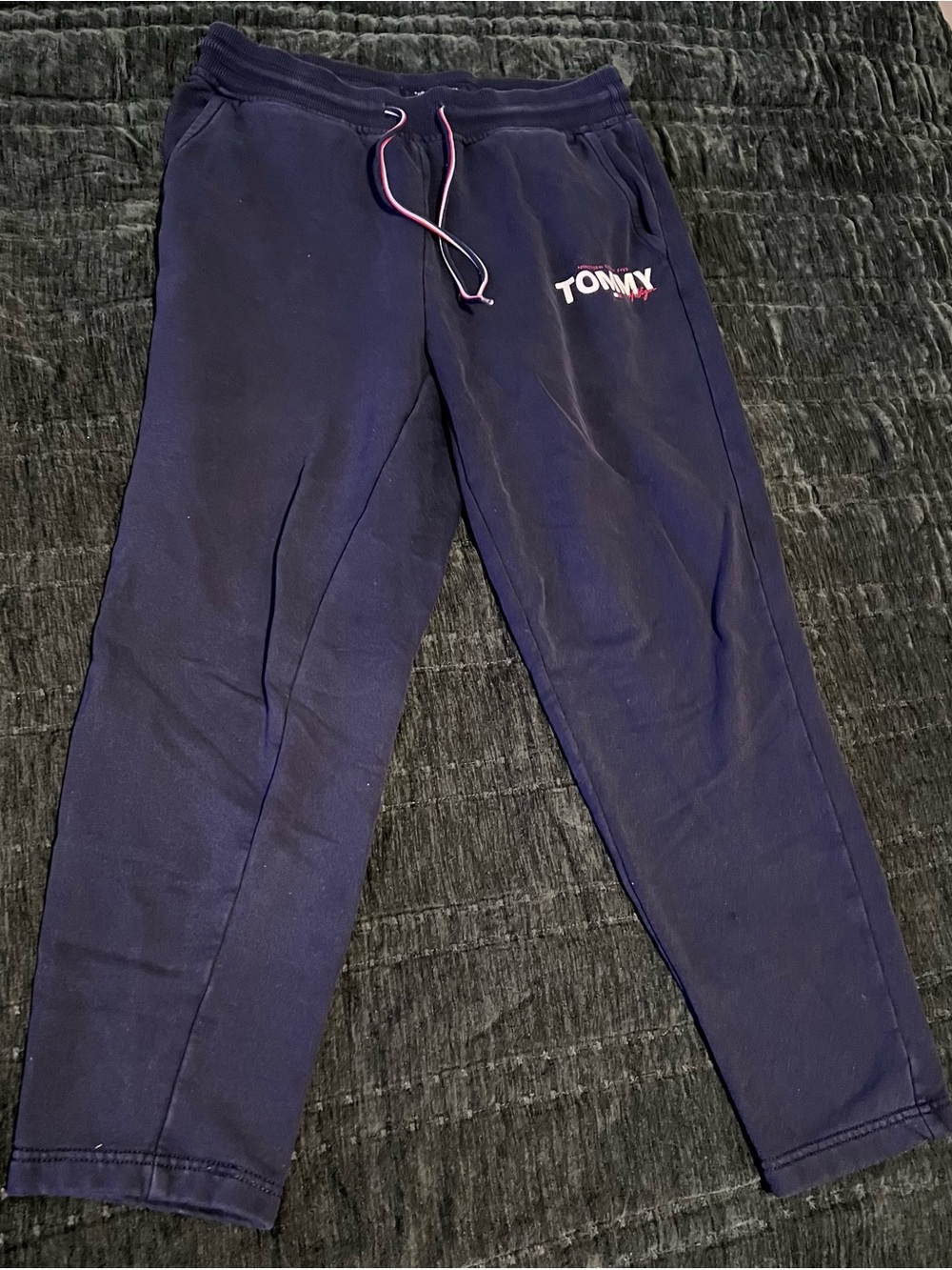 Tommy Hilfiger navy blue sweatpants size S
